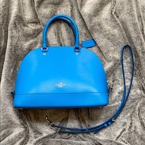 Gorgeous Blue Coach purse
